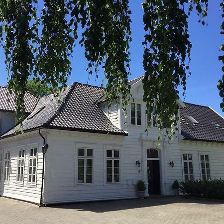 Big Central Apartment With Parking Bergen Bagian luar foto