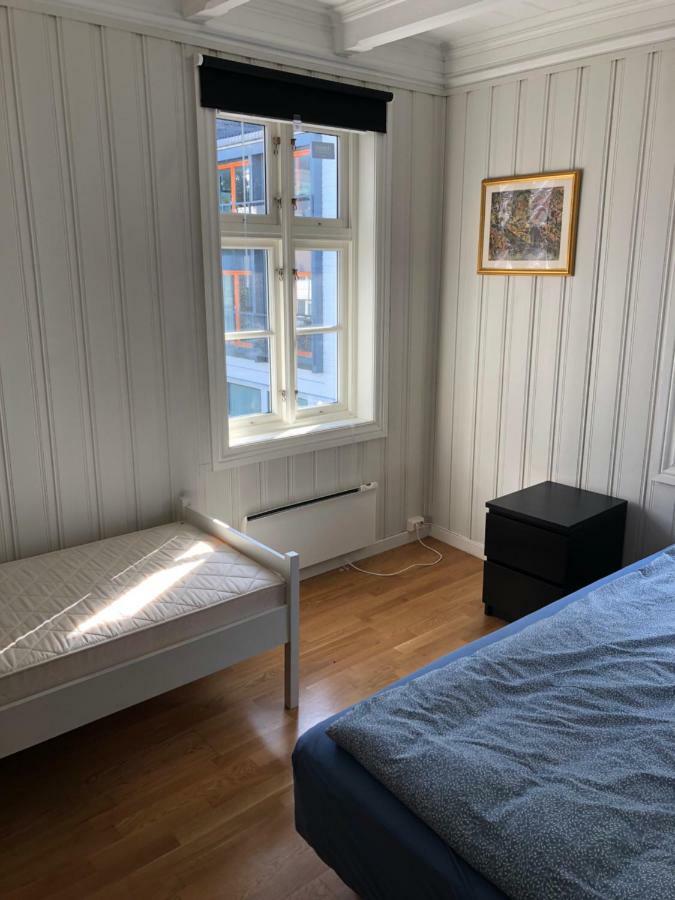 Big Central Apartment With Parking Bergen Bagian luar foto