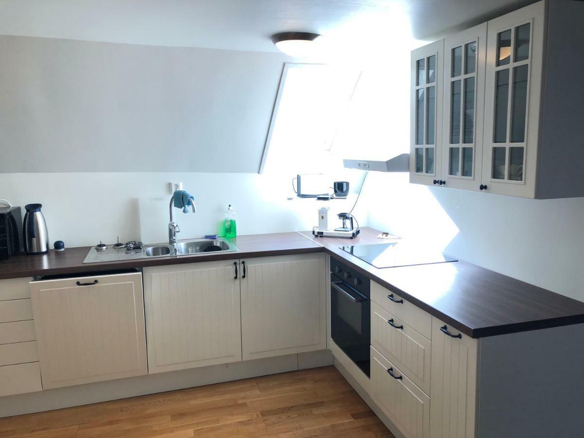 Big Central Apartment With Parking Bergen Bagian luar foto